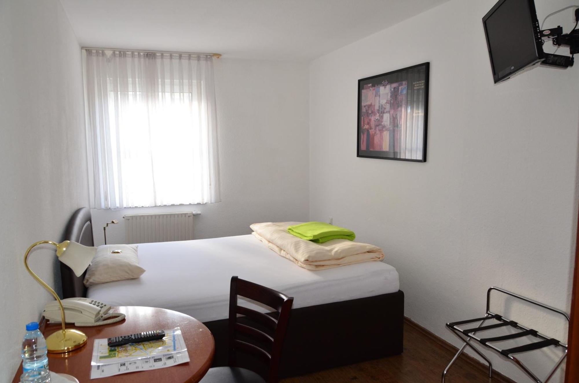 Hotel Moerike Ludwigsbourg Extérieur photo